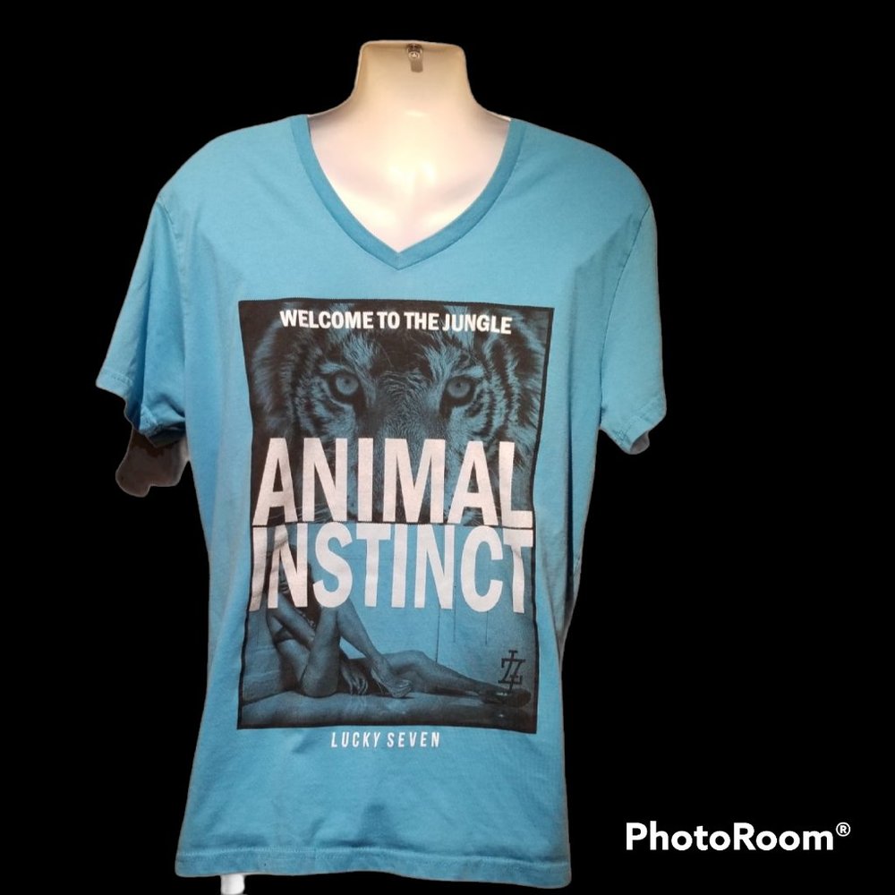 Women's LUCKY 7 Aquamarine V-Neck Tee (Size Large) - Picture 11 of 11